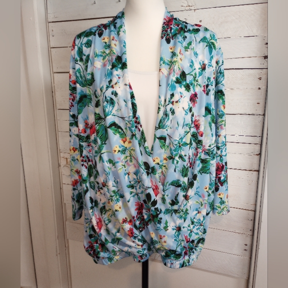 Blair Women's XL Blouse Crossover Wrap Style Blouse Wrap Top Floral Coastal
